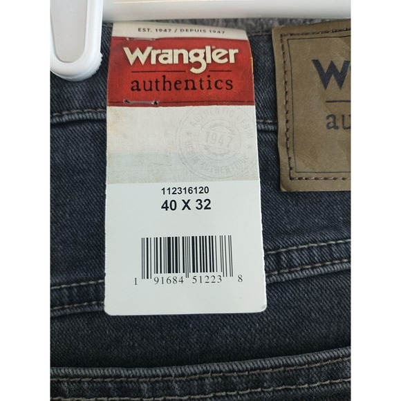 Wrangler Authentics Relaxed Fit Black‎ Denim Jeans Mens Size 40 x 32 - Picture 10 of 16